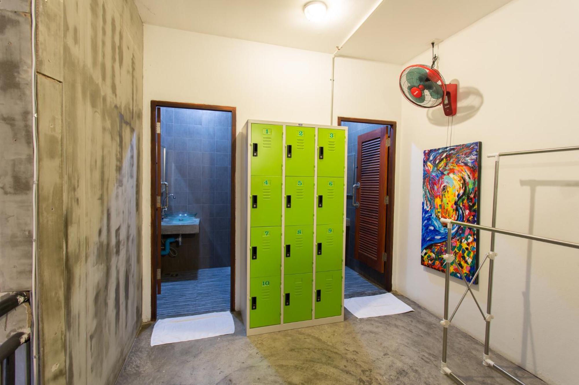 Zz Hostel Chiang Mai Esterno foto