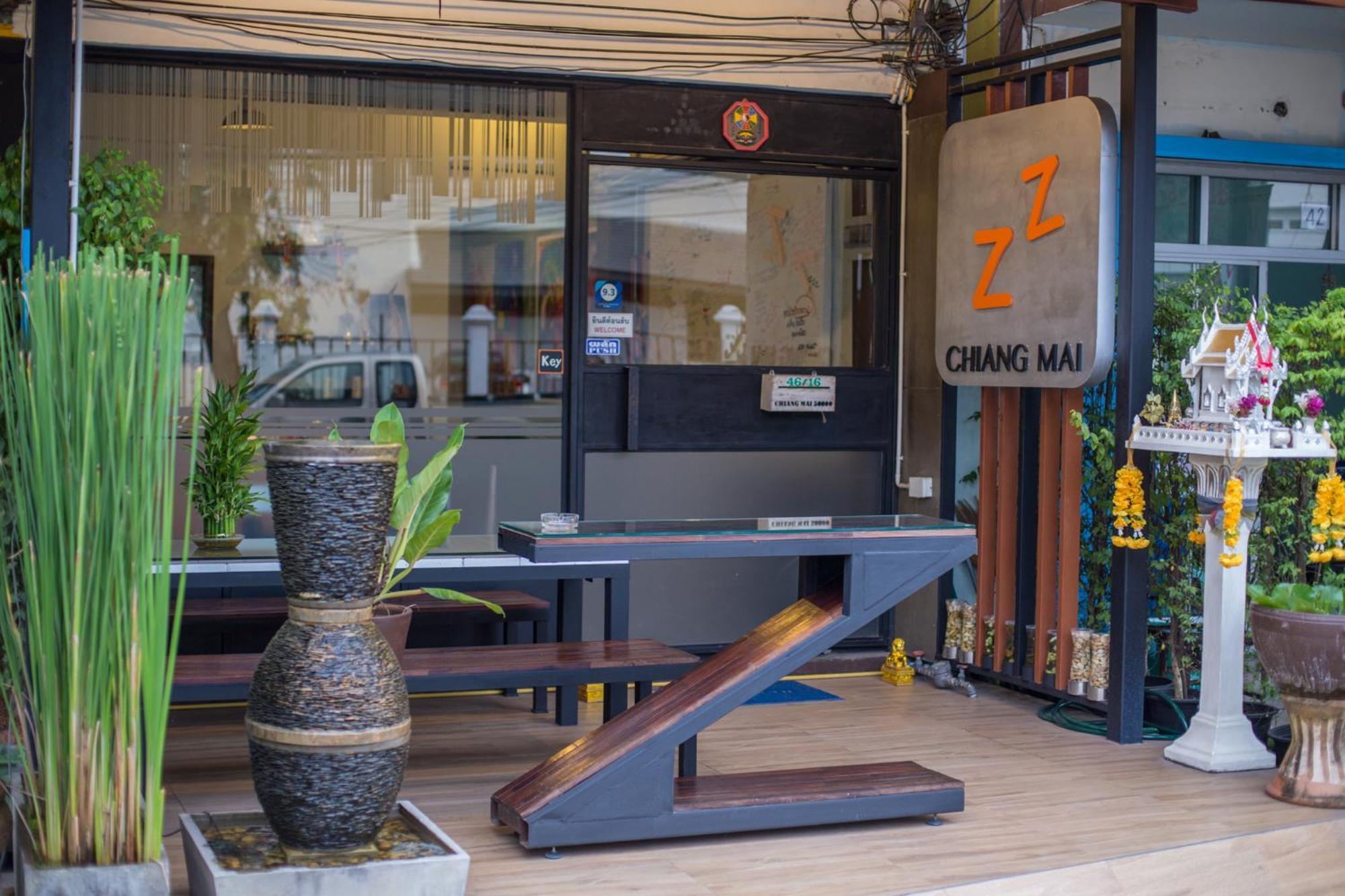 Zz Hostel Chiang Mai Esterno foto