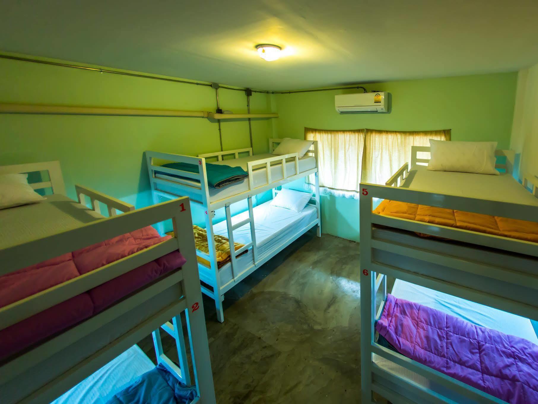 Zz Hostel Chiang Mai Esterno foto